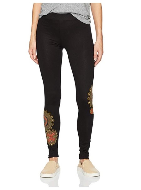 Los leggings para mujer Desigual Donovan pueden ser nuestros desde 14,42 euros en Amazon