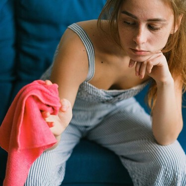 Por qué la microfibra empieza a desaparecer de la limpieza (y qué materiales están ocupando su lugar) 