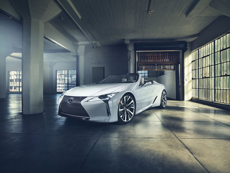 El Lexus LC descapotable se presenta como prototipo en Detroit, aunque parece ya listo para producción