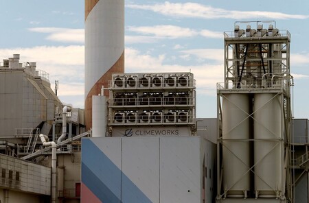 Islandia pone en marcha una planta de captura de CO₂ que atrapará del aire 4.000 toneladas de dióxido de carbono al año
