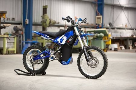 Motorpasión a dos ruedas: O2 Pursuit, enduro con aire comprimido y el quinto aniversario de MP Moto