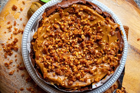 Cómo hacer un cheesecake de Glorias con un toque de mezcal: postre cremosito y sin horno