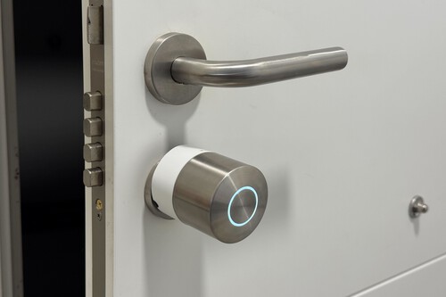 Si tienes una cerradura conectada, te aconsejo desactivar esto ya: es como dejar la puerta abierta