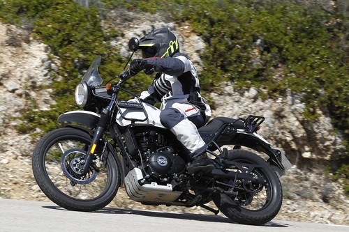 Probamos la Royal Enfield Himalayan: Sinceridad trail para aventureros de verdad