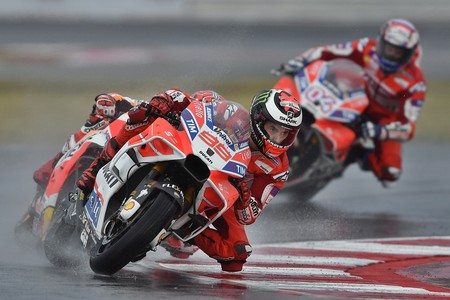 Jorge Lorenzo: "Ha sido una pena, podía haber ganado la carrera pero perdí la concentración"