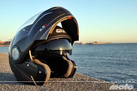 Motorpasión a dos ruedas: MotoStudent, Givi X.09 y facturas de 725 euros por limpiar sangre del asfalto