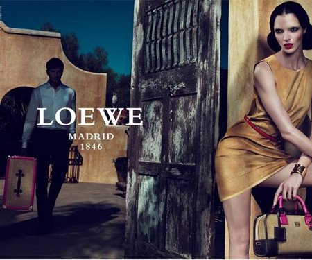 Campaña Primavera-Verano 2011 de la firma Loewe