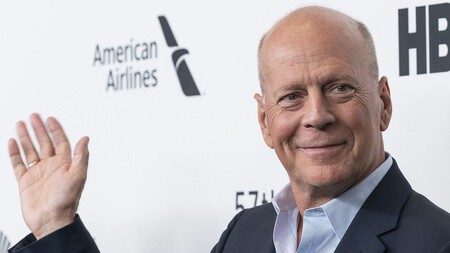Bruce Willis se retira del cine tras confirmar que padece afasia: estas son las terribles dolencias a las que tiene que enfrentarse el actor