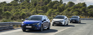Probamos el nuevo Toyota Corolla: el compacto híbrido más vendido mejora en todo y es más suave, completo y refinado
