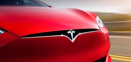 Tesla invierte en bitcoins y gana en días, lo mismo que ha recuperado en 12 años de ventas de autos