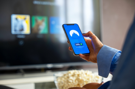 Cinco ventajas de usar una conexión VPN y cómo activarla en un dispositivo Apple