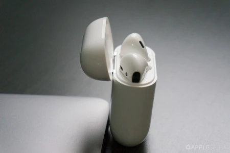 AirPods