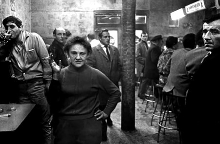 'Café Lehmitz', el icónico trabajo de Anders Petersen, por fin disponible en español