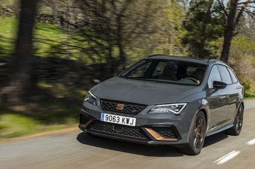 Probamos el SEAT León ST Cupra R: 300 CV con sabor a despedida y un comportamiento que roza la perfección (con vídeo)