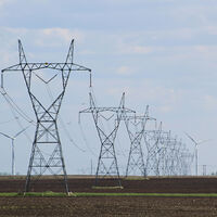 En 2022, Europa obligó a las energéticas a tragarse el coste de la crisis del gas. Ahora está dispuesta a hacer lo mismo