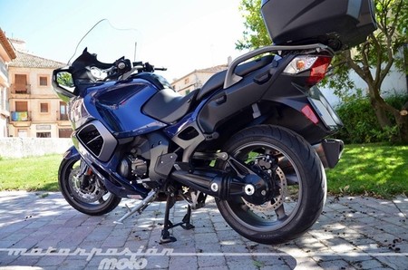 Triumph_Trophy_1200_SE