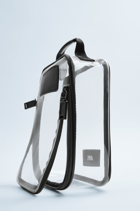 Siete Futuristas Y Modernos Bolsos Que Complementaran Tu Look Al Salir A La Calle