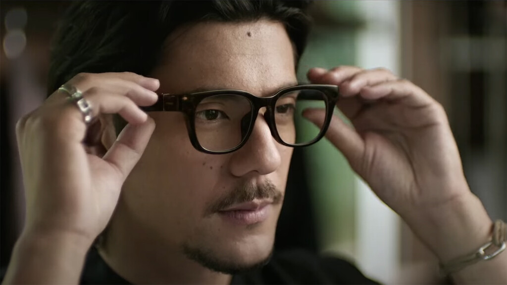 Las gafas de Xiaomi no son una copia de las de Meta. Van más allá con cristales que cambian de color e incluso sirven para pagar 