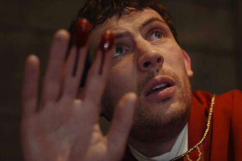 La nueva 'Puñales por la espalda' me ha recordado que todos los directores tendrían que hacer su película de terror: estos 6 cineastas deberían ser los siguientes