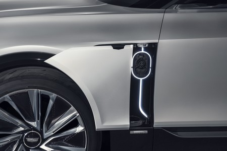 Cadillac LYRIQ, el primer SUV eléctrico de la marca ya tiene fecha oficial de presentación