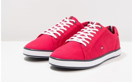 45% de descuento en las zapatillas Harlow de Tommy Hilfiger en rojo: ahora cuestan 32,95 euros en Zalando