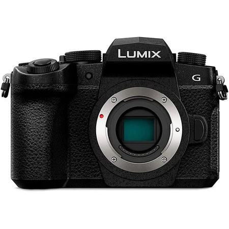 Panasonic Lumix G90 3