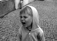 Sufrir un nacimiento difícil podría favorecer la agresividad infantil