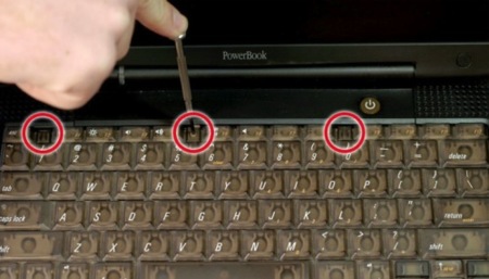 iFixit dota a todas sus guías con una licencia Creative Commons