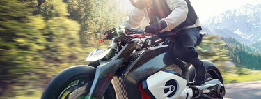 BMW dice adiós a las motos eléctricas. Dejarán de fabricarlas porque "hemos escuchado a los clientes"