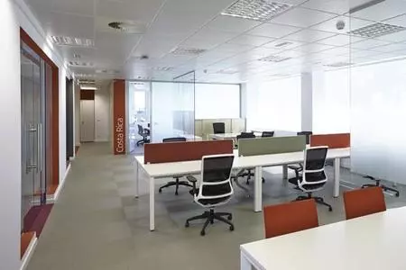 Espacios para trabajar: las nuevas oficinas de Iberia en Madrid