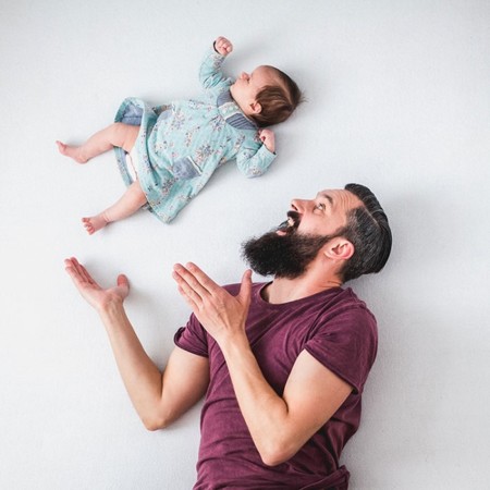 Dad Baby Girl Playful Photography Ania Waluda Michal Zawer 22