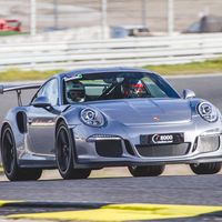 Planes de fin de semana: el 22 de abril habrá 8000vueltas experiences en el Circuito del Jarama 