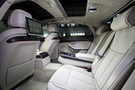 Audi A8 2018 plazas traseras