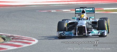 Lewis Hamilton marca el mejor tiempo de la semana hasta el momento