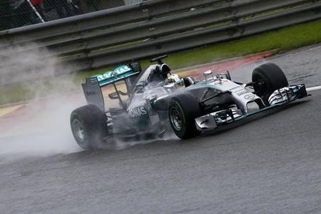 Problemas con los frenos penalizan a Lewis Hamilton en clasificación