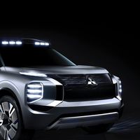 El Mitsubishi Engelberg Tourer Concept, quiere ser el SUV híbrido enchufable perfecto para ir de aventura