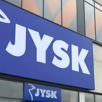 Jysk liquida la estantería ideal para mantener todo en orden añadiendo elegancia y luz a cualquier estancia