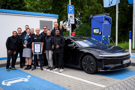 Lucid Air Grand Touring Guinness World Records