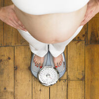 El peso de la madre antes del embarazo influiría en la probabilidad de presentar alergias en la infancia 