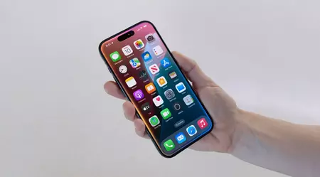 iPhoneのフレーム全体を取り囲む新しいSiriインターフェース