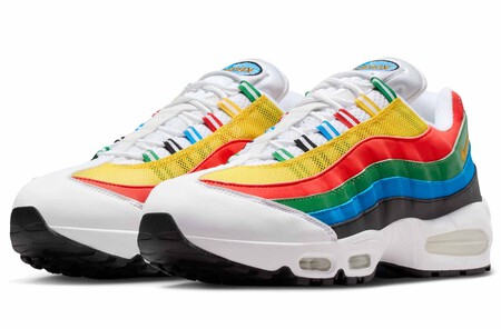 Veinte Anos Despues Nike Lanzara Sus Zapatillas Mas Coloridas Hasta La Fecha Las Air Max 95 Big Bubble Arcoiris Para Llevar El Optimismo De La Primavera