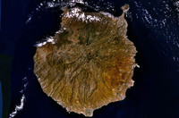 Vídeo: El mágico cielo de las islas Canarias de día y de noche 