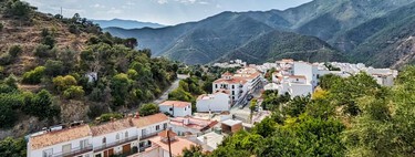 El mejor restaurante en una piscina pública de España está en un pueblo de 1.500 habitantes 