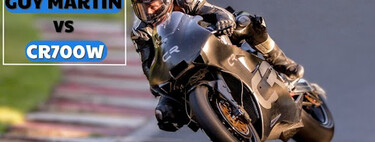 Pilla auriculares: Guy Martin en una Crighton CR700W con motor rotativo es lo mejor que vas a escuchar y ver hoy