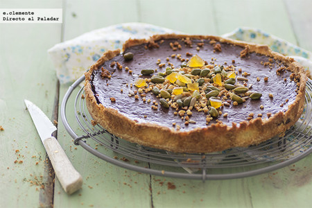 Tarta de chocolate con frutos secos sin azúcar. Receta