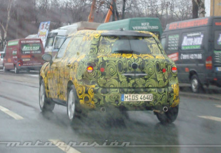 Mini Crossover espía