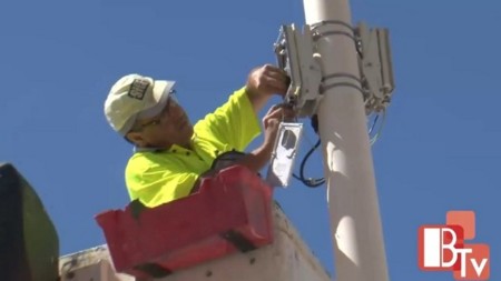 Telefónica instala "small cells" en el mobiliario urbano de Benidorm para mejorar el acceso 4G