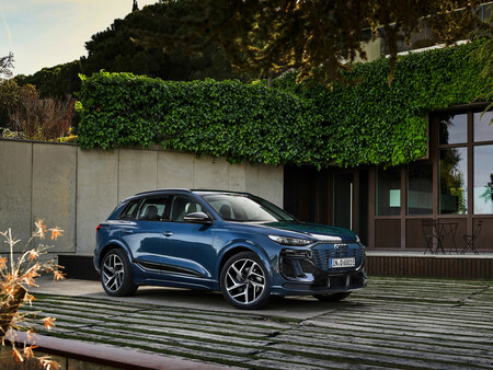 AUDI2