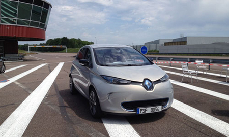 Renault logra un récord de autonomía con el ZOE