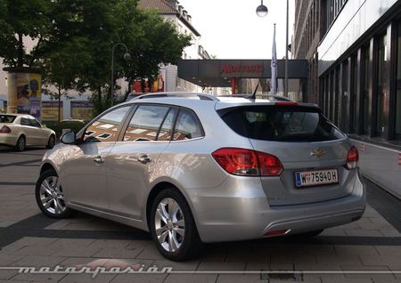 Chevrolet Cruze Station Wagon presentación 16-B